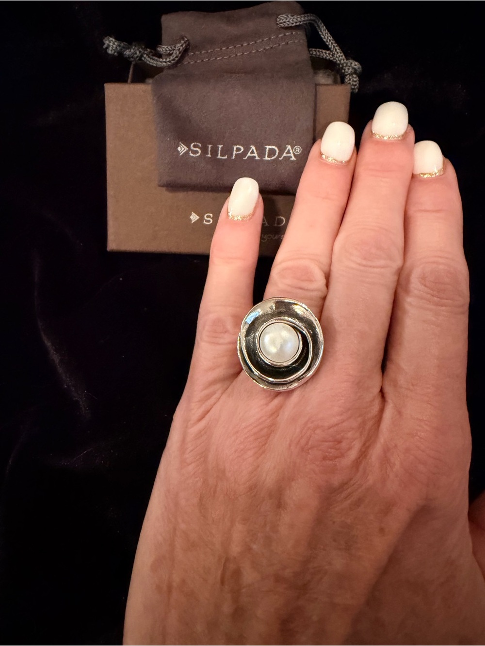 Silpada Lilly pearl ring ( authentic )